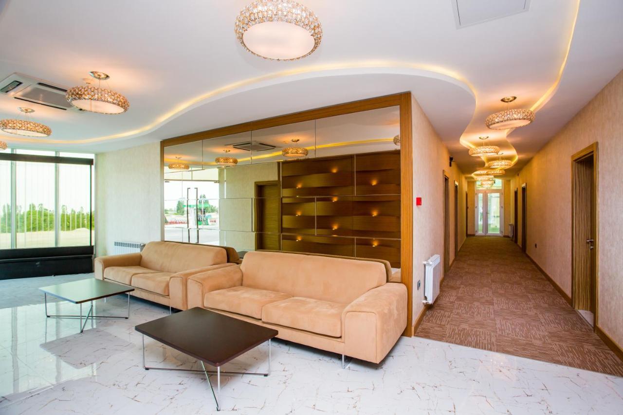 Azpetrol Hotel Qusar Bagian luar foto