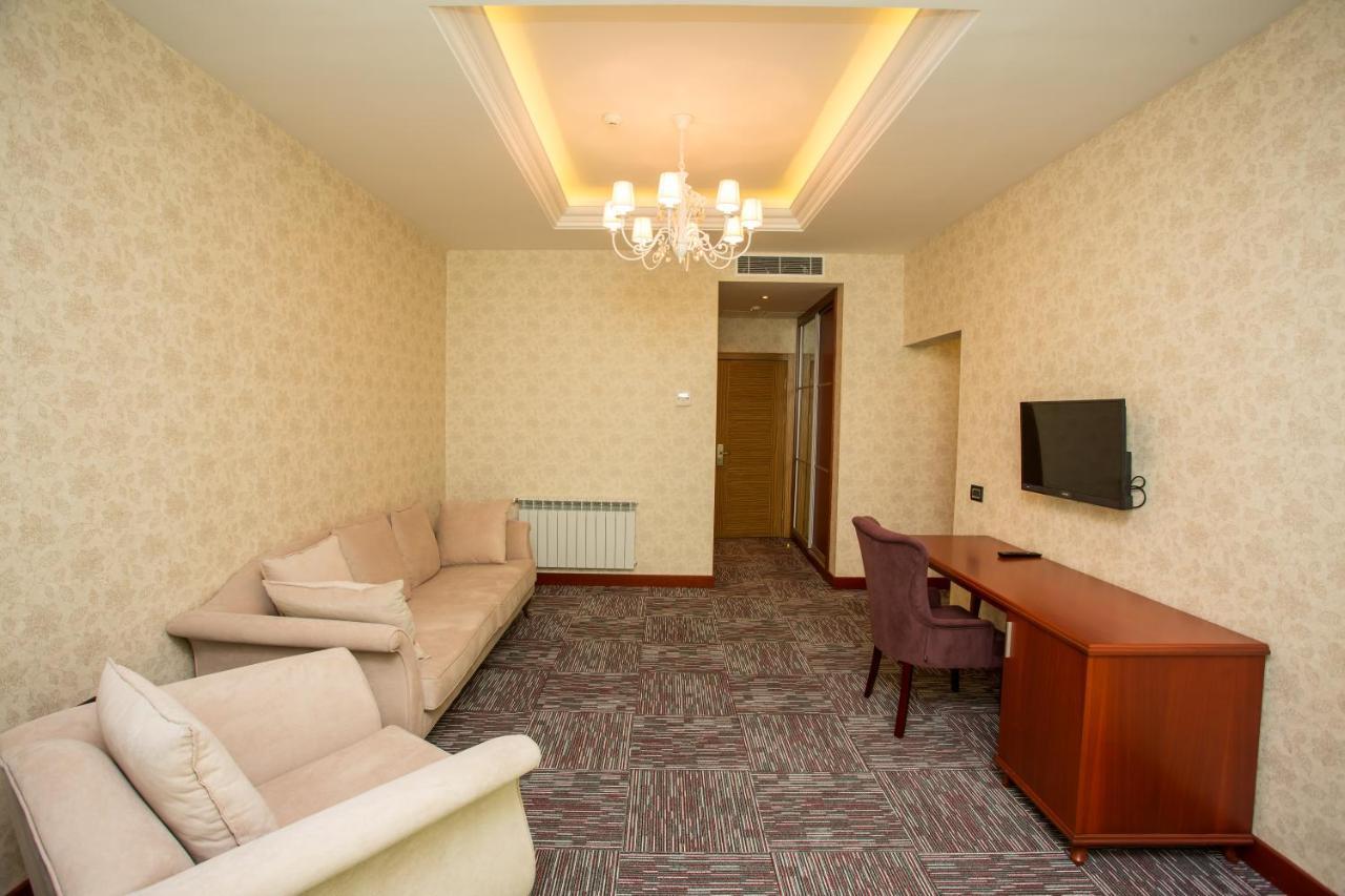 Azpetrol Hotel Qusar Bagian luar foto