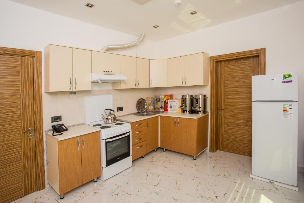 Azpetrol Hotel Qusar Bagian luar foto